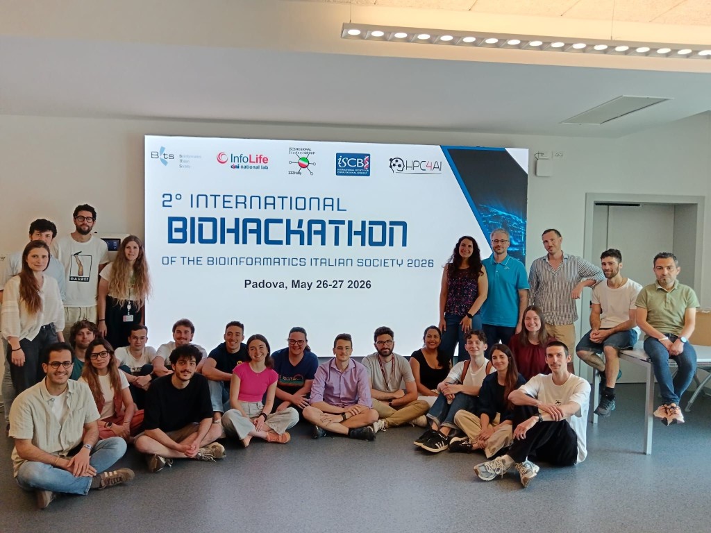 A group photo of all the Biohackathon participants